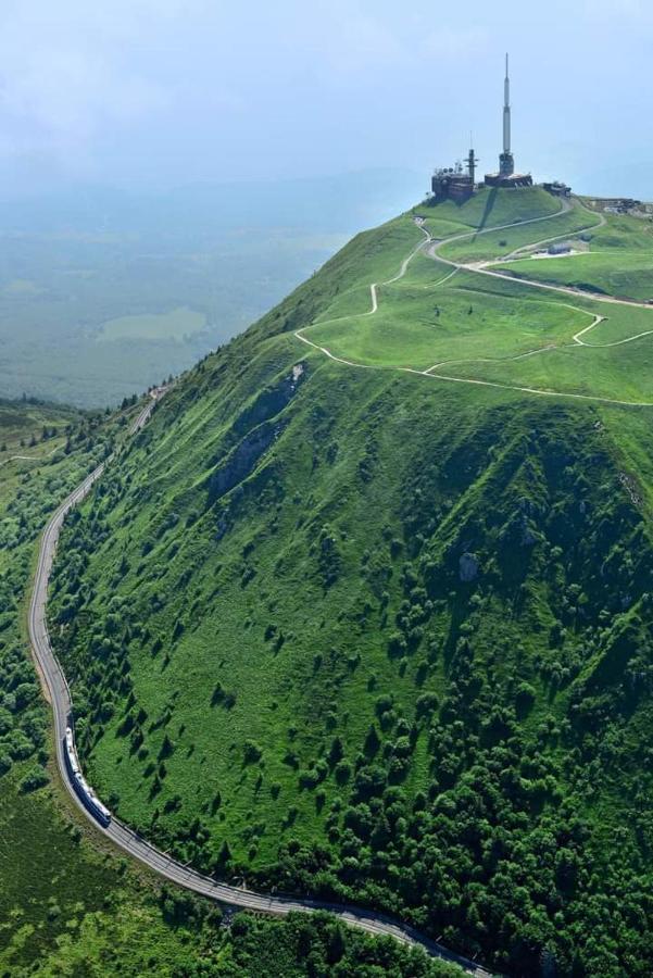 Volc Appart Saint-Pierre-le-Chastel エクステリア 写真